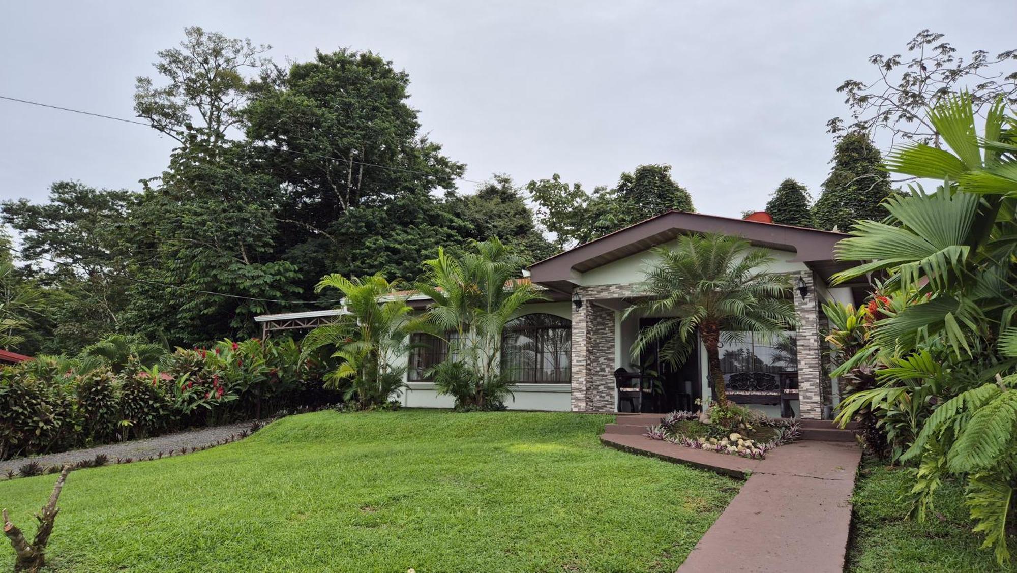 Casa Arboleda-Full House By The River And Forest And Gardens San Francisco  Exterior photo